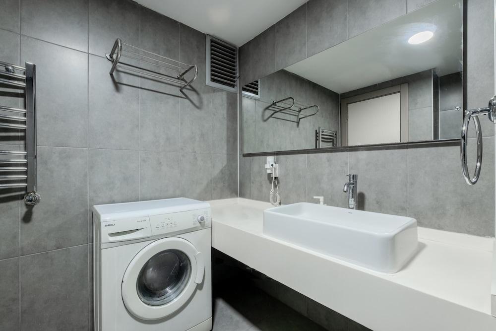 RESIDENCE 5 MIN TO METRO 30 MIN TO IST AIRPORT — ISTANBUL — фотография отеля №14