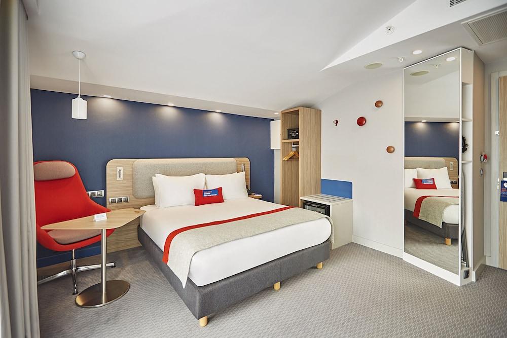 HOLIDAY INN EXPRESS ISTANBUL - ATAKOY METRO — ISTANBUL — фотография отеля №7