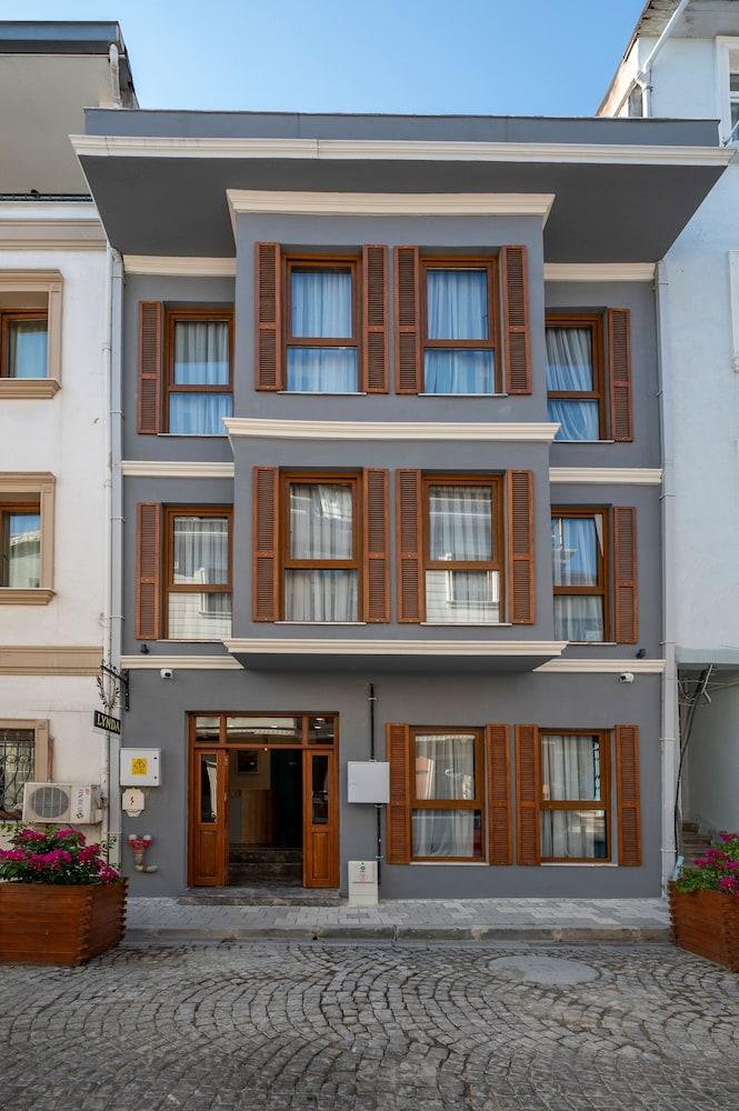 LYNDA HOTEL — ISTANBUL
