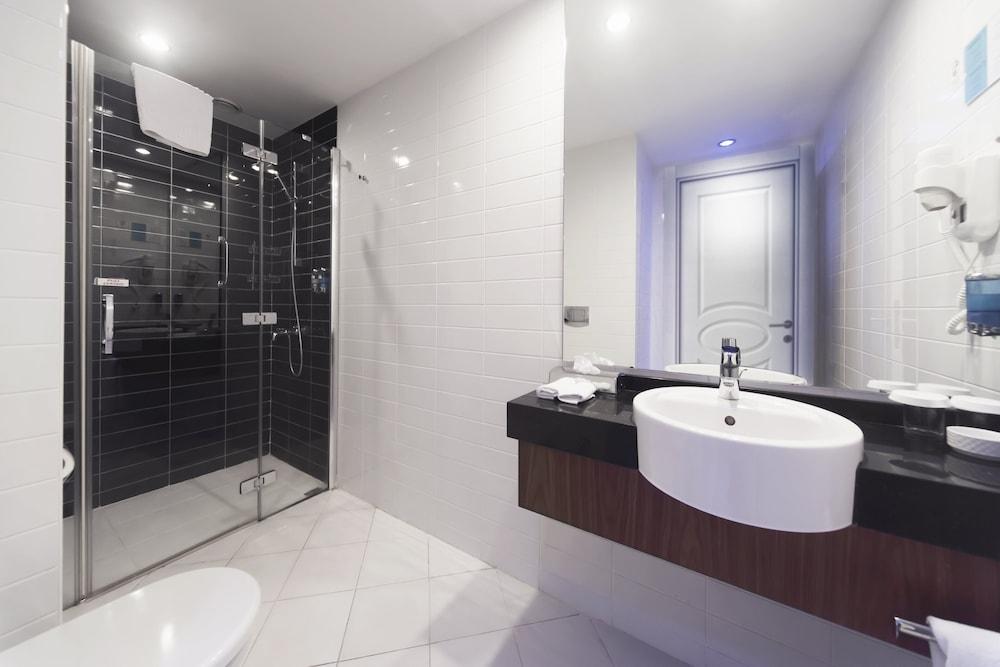 HOLIDAY INN EXPRESS ISTANBUL - ALTUNIZADE — ISTANBUL — fotografie hotel nr. 17