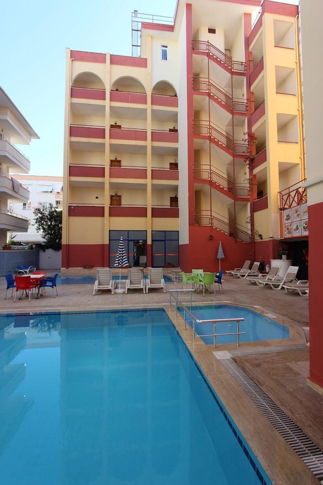DAMLATAS ELEGANT APPARTEMENT — ALANYA