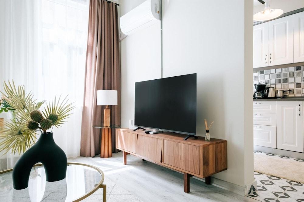 GEM OF GALATA DISCOVER RENOVATED FLAT — ISTANBUL — фотография отеля №29