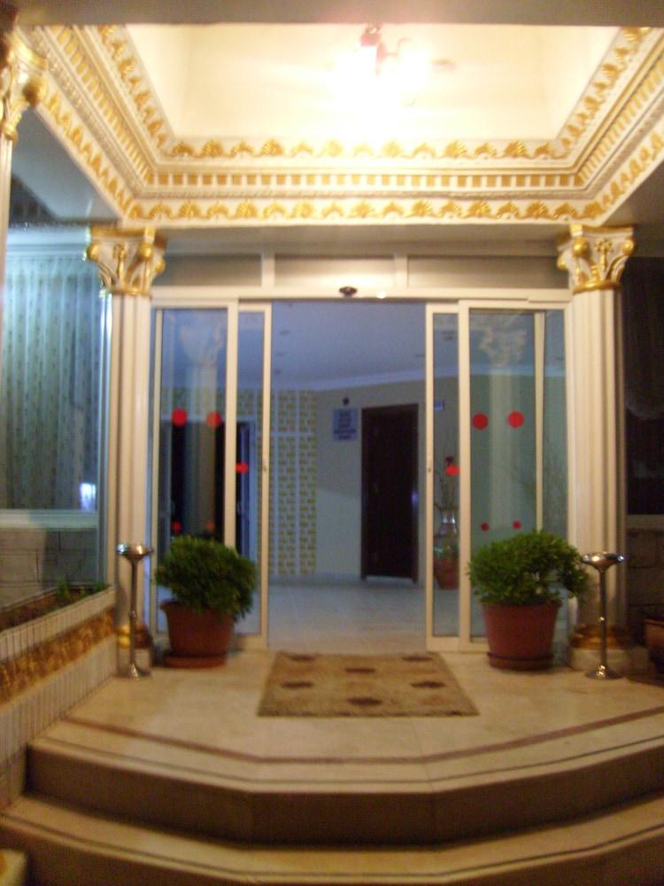 INSIDE HOTEL — SIDE — fotografie hotel nr. 2