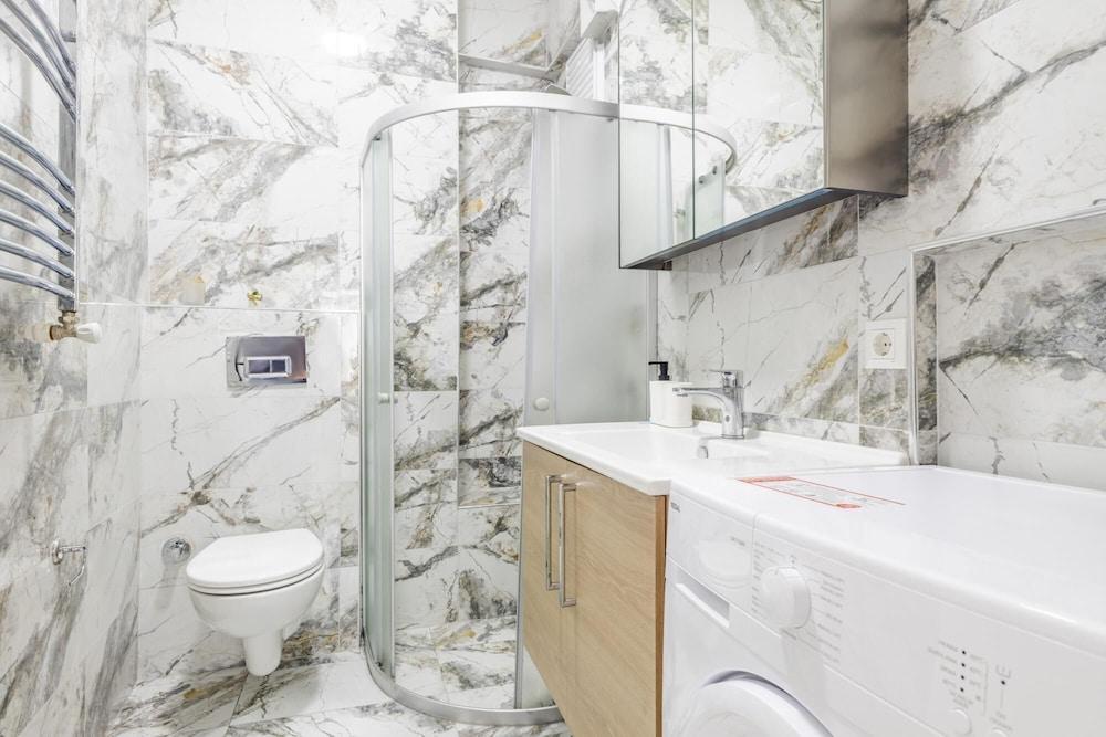 MODERN STYLISH COZY FLAT IN THE HEART OF KADIKOY — ISTANBUL — фотография отеля №14