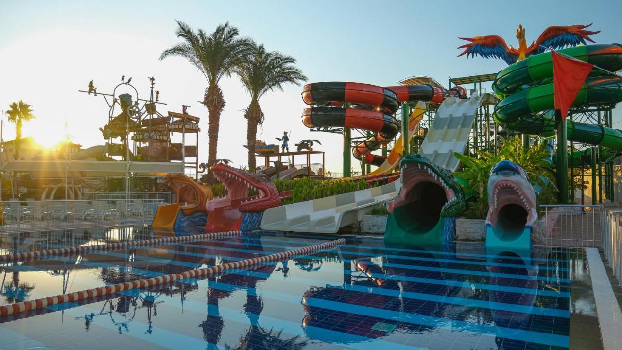CRYSTAL ADMIRAL RESORT SUITES & SPA — SIDE — фотография отеля №11