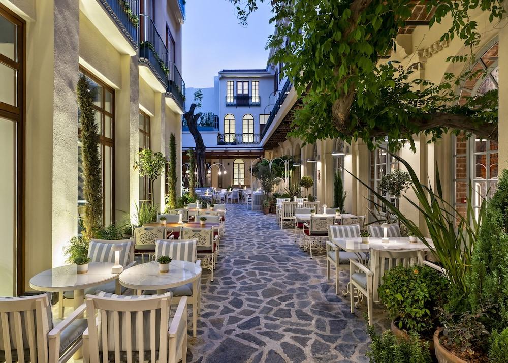 ECOLE ST. PIERRE HOTEL — ISTANBUL — фотография отеля №34