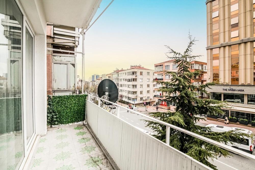 FULLY FURNISHED COZY FLAT IN THE HEART OF SISLI — ISTANBUL — фотография отеля №22