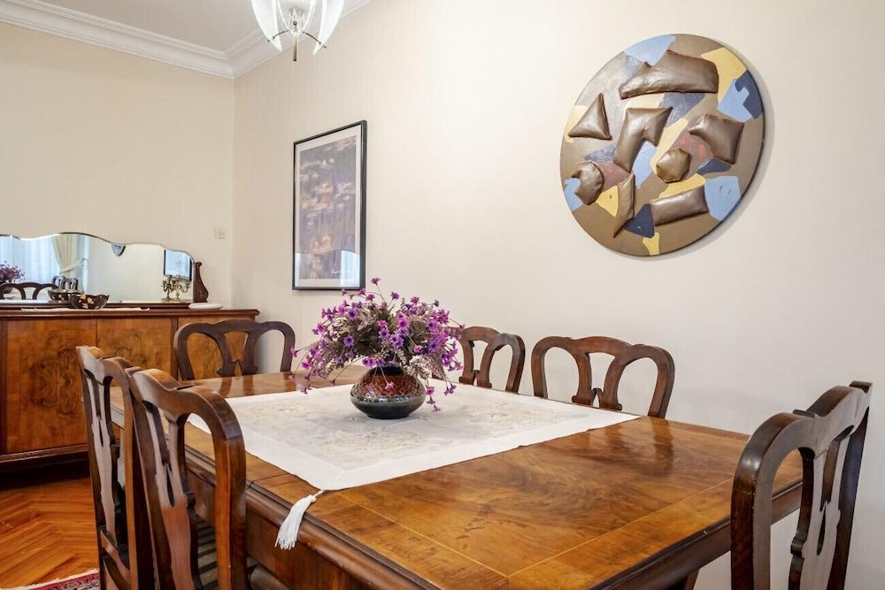 CHIC FLAT WITH BALCONY CLOSE TO CADDEBOSTAN SHORE — ISTANBUL — fotografie hotel nr. 9