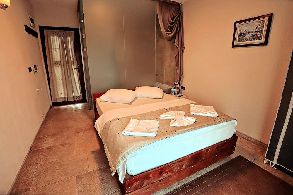 GODENCE HOTEL RESTORAN — SEFERIHISAR — fotografie hotel nr. 5