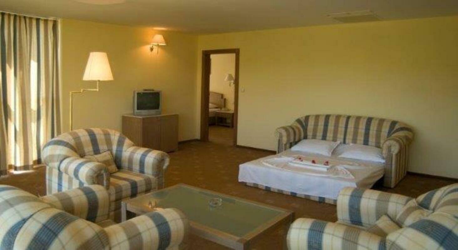 BELLEVILLE HOTEL — DUNI — fotografie hotel nr. 2