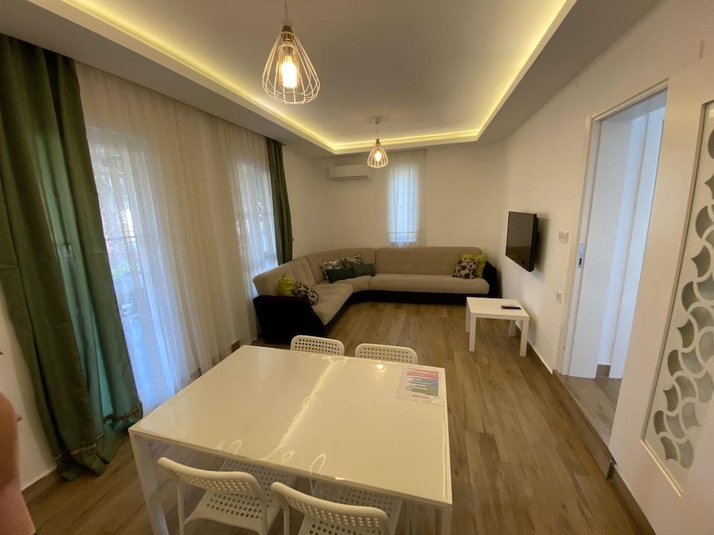 ORANGE AND LEMON HOMES — CAMYUVA — fotografie hotel nr. 15