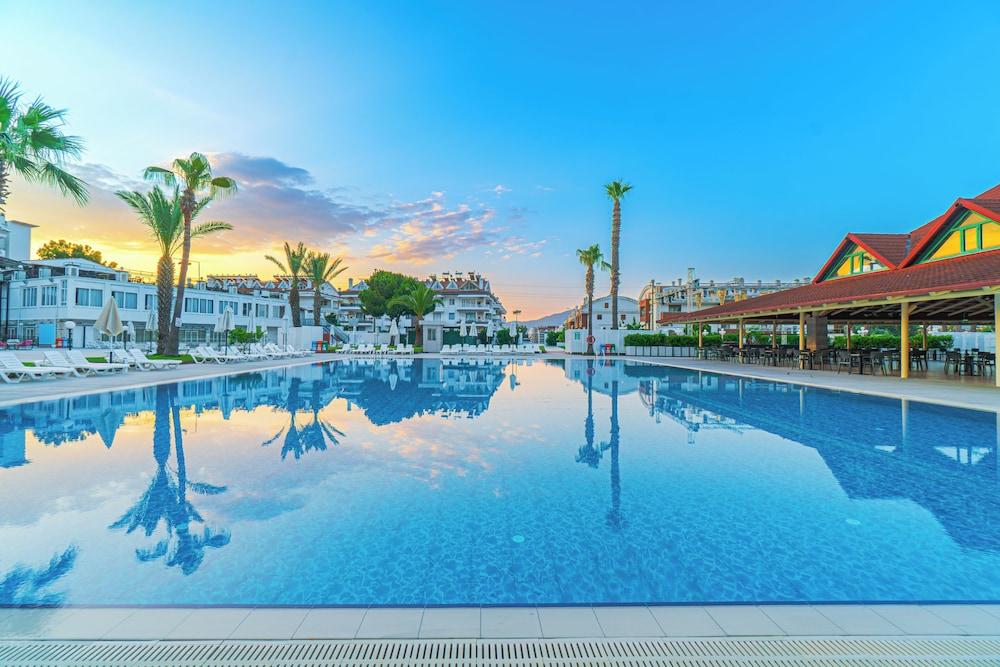 PINETA CLUB HOTEL — MARMARIS — fotografie hotel nr. 9