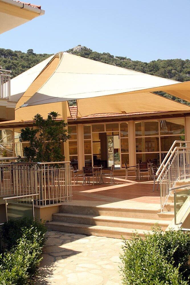 THE ONE CLUB HOTEL — SARIGERME — fotografie hotel nr. 2