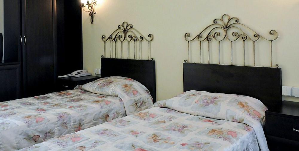 SANTA FAMILY CLUB HOTEL — SEFERIHISAR