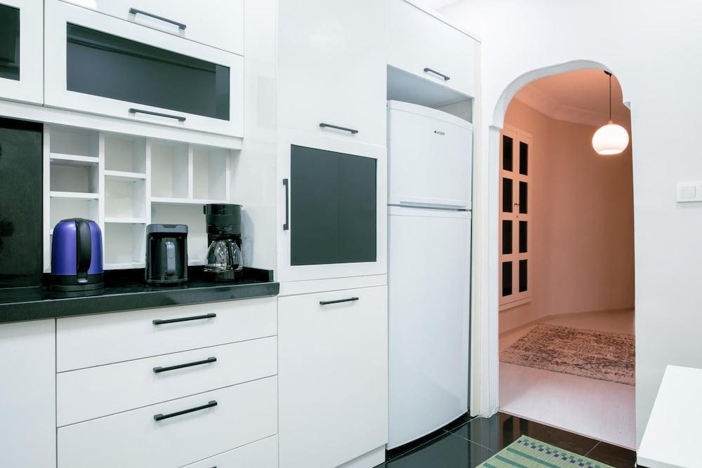 MODERN SPACIOUS FLAT W BALCONY 5 MIN TO TAKSIM — ISTANBUL — fotografie hotel nr. 15