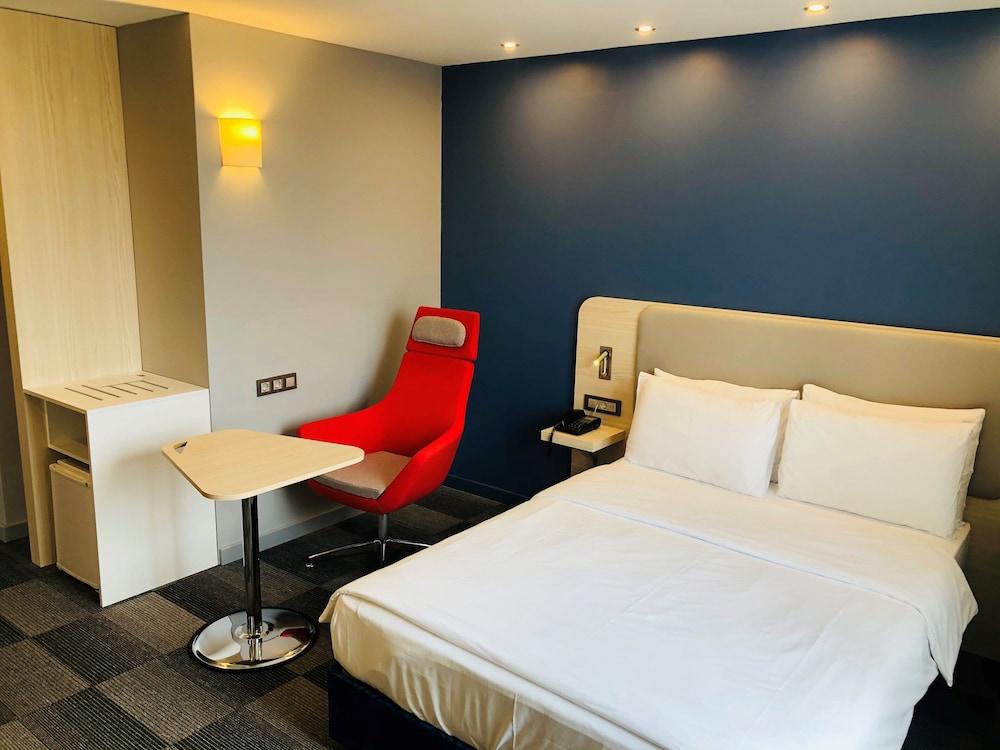 HOLIDAY INN EXPRESS ISTANBUL - ALTUNIZADE — ISTANBUL — fotografie hotel nr. 12
