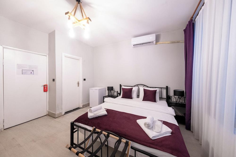 FRAME GALATA HOTEL — ISTANBUL