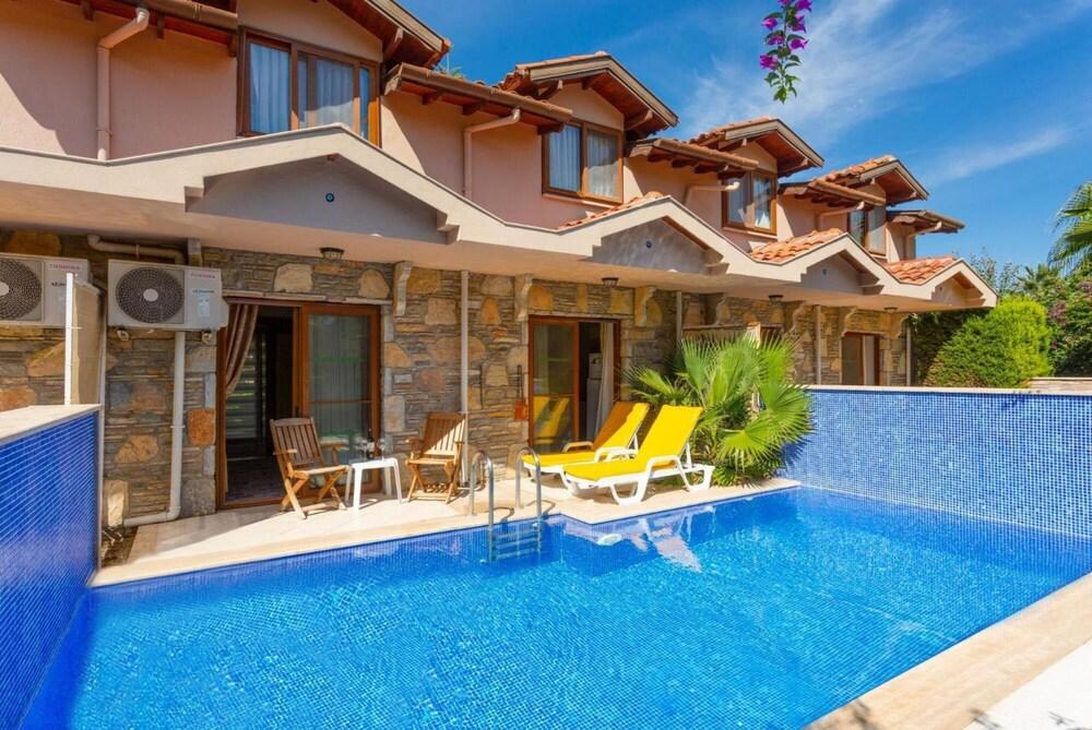 VILLA ASLI PARADISE: PRIVATE POOL, A/C, WIFI, CAR NOT REQUIRED, ECO-FRIENDLY - 2226 — DALYAN — фотография отеля №2