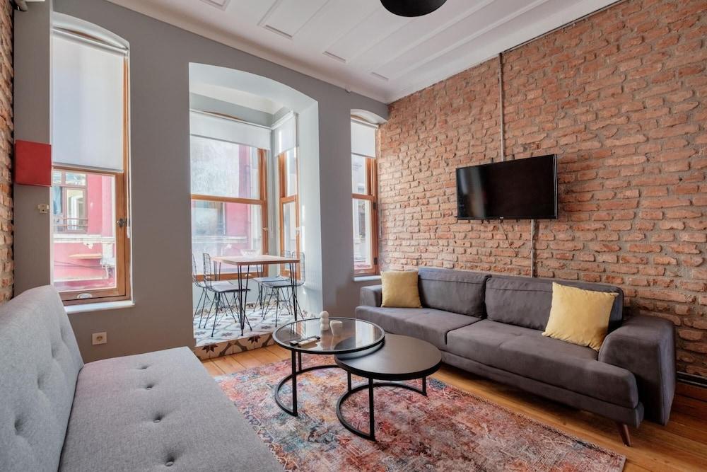 RUSTIC STONE FLAT 5 MIN TO TAKSIM SQUARE — ISTANBUL — fotografie hotel nr. 3
