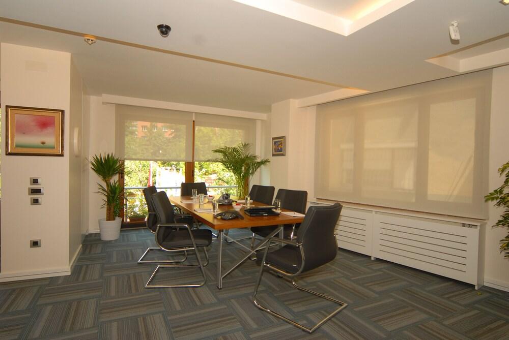 AURA SUITES RESIDENCE GAYRETTEPE — ISTANBUL — фотография отеля №31