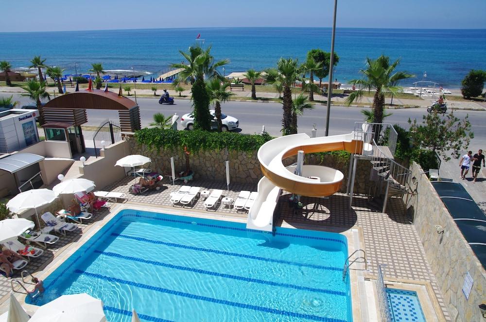 CLUB BAYAR BEACH HOTEL — ALANYA