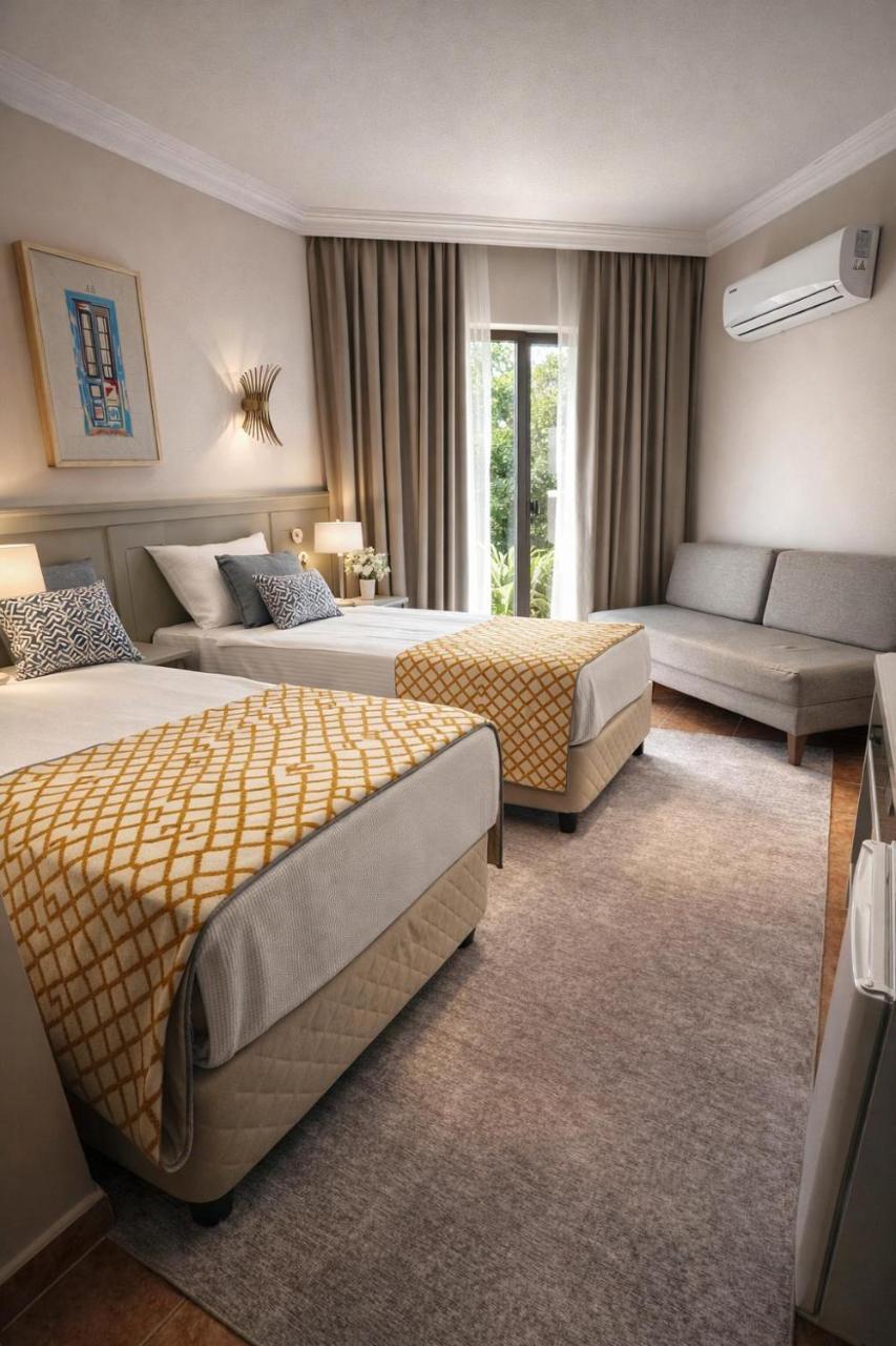 LARISSA SULTANS BEACH — KEMER
