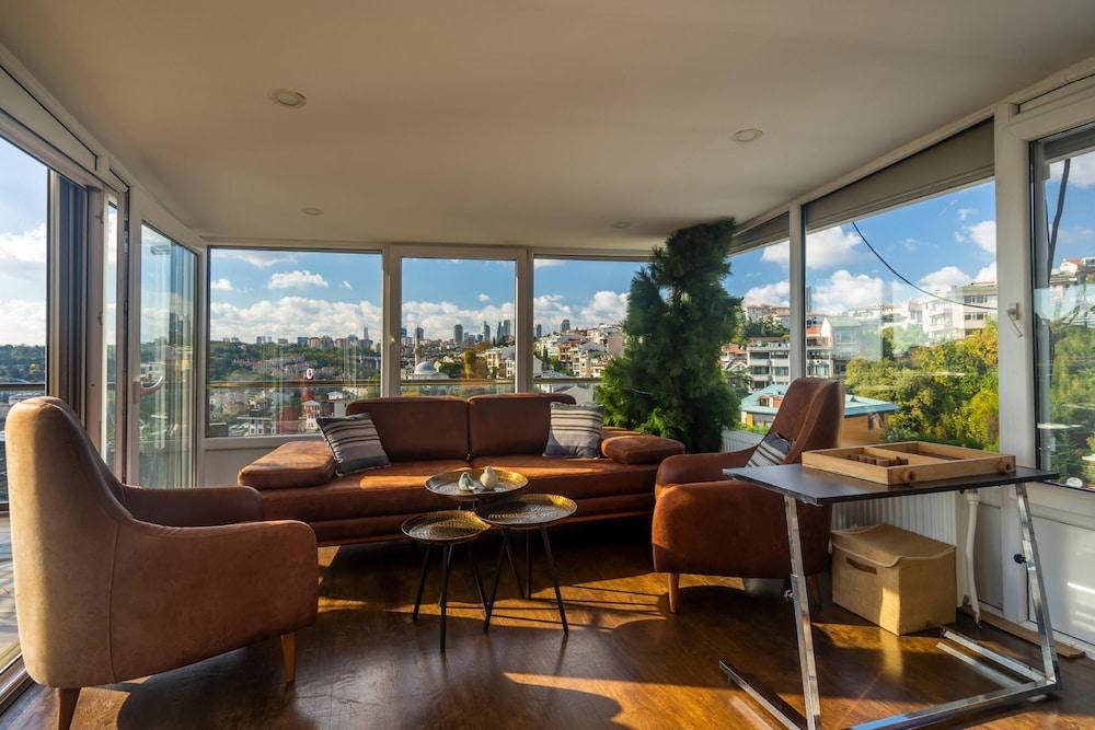 BOSPHORUS VIEW DUPLEX W TERRACE IN ORTAKOY — ISTANBUL — фотография отеля №3
