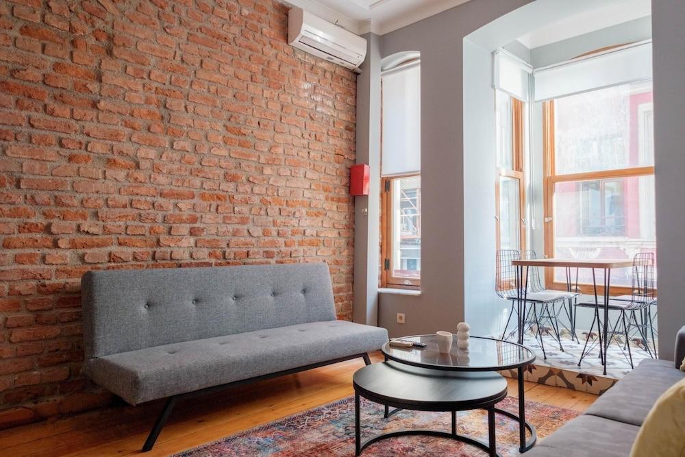 RUSTIC STONE FLAT 5 MIN TO TAKSIM SQUARE — ISTANBUL — fotografie hotel nr. 12