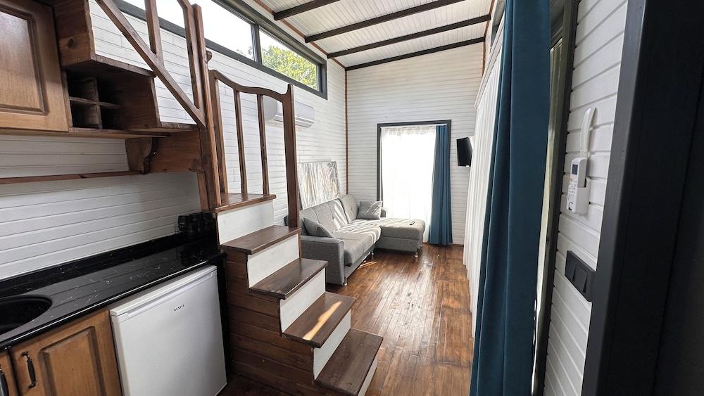 FLU ALACATI TINY HOUSE OTEL — CESME — фотография отеля №8