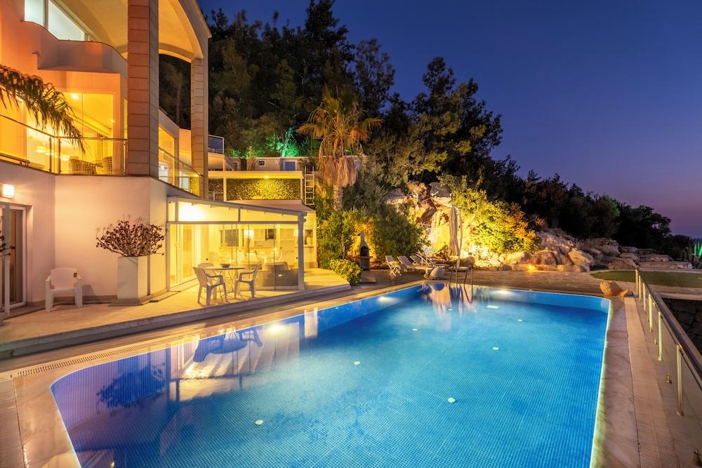 PREMIUM BODRUM PANORAMA MANSION — BODRUM — фотография отеля №30