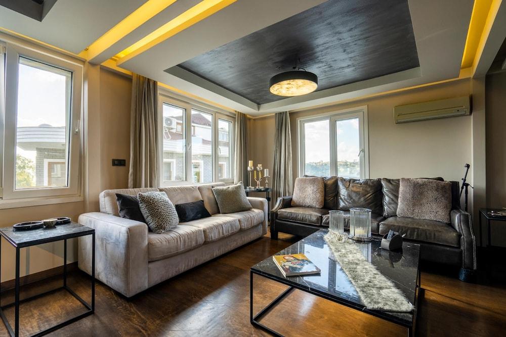 BOSPHORUS VIEW DUPLEX W TERRACE IN ORTAKOY — ISTANBUL — фотография отеля №4