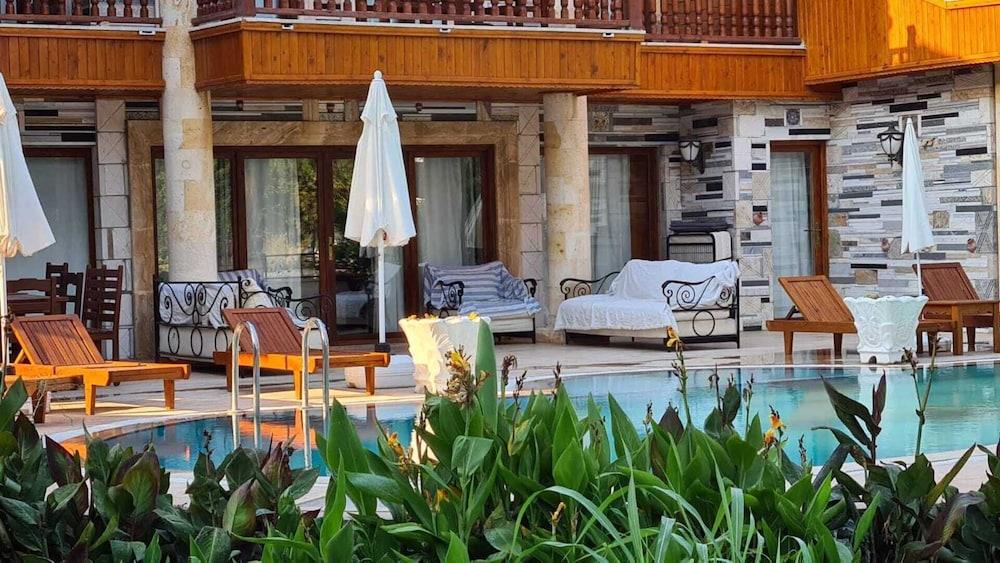 STUNNING 10 BEDROOM VILLA IN DALYAN — DALYAN — фотография отеля №15