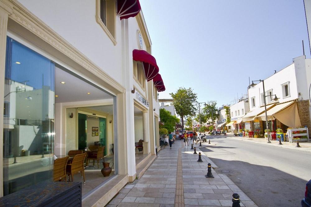THE HOTEL 48 — BODRUM