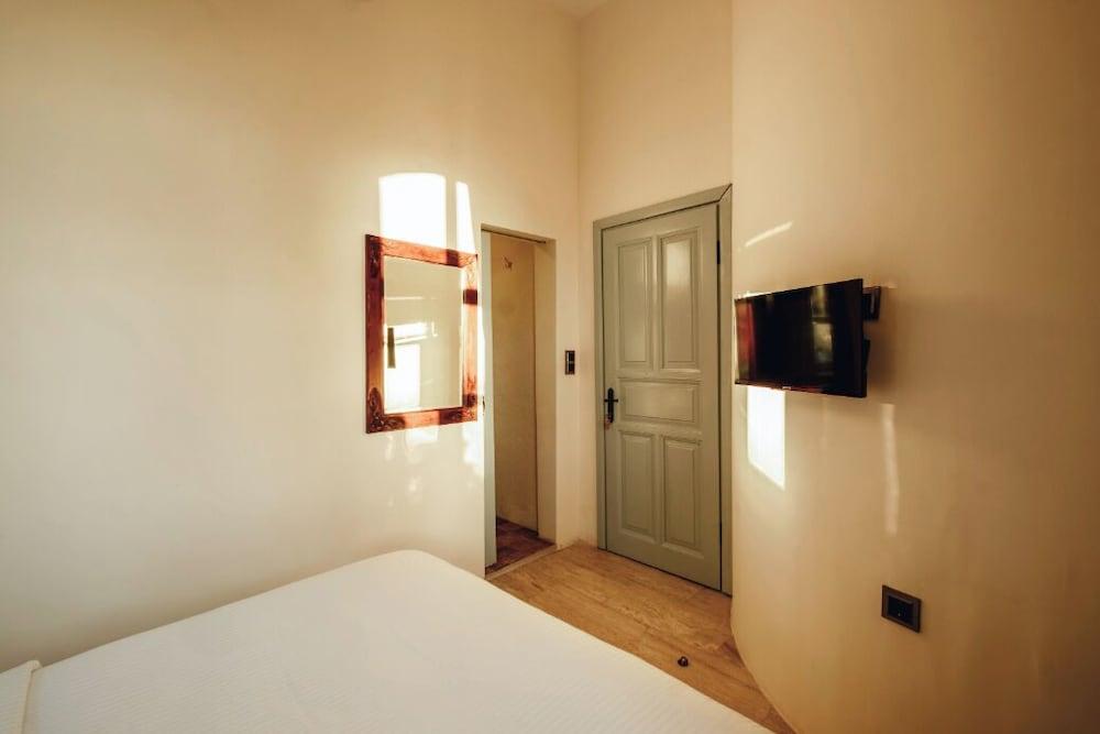 HERAKLES BUTIK OTEL — CESME — фотография отеля №2
