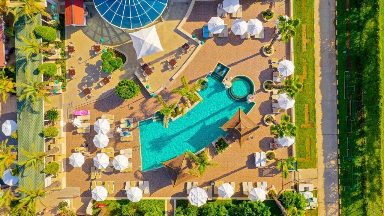 CRYSTAL FAMILY RESORT & SPA — BOGAZKENT — fotografie hotel nr. 4
