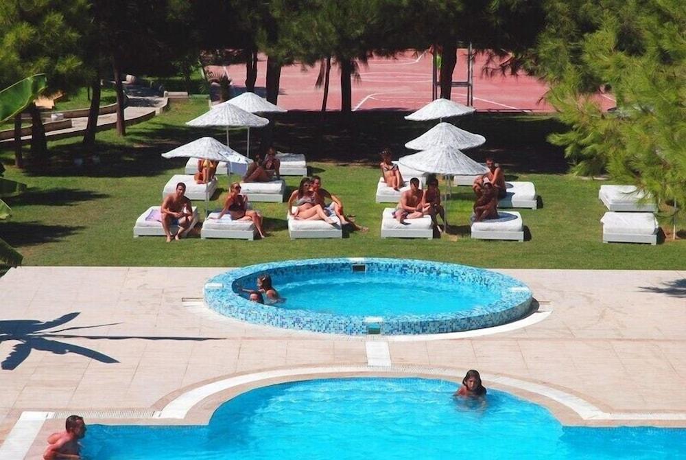 FLORA SUITES HOTEL — KUSADASI — fotografie hotel nr. 7