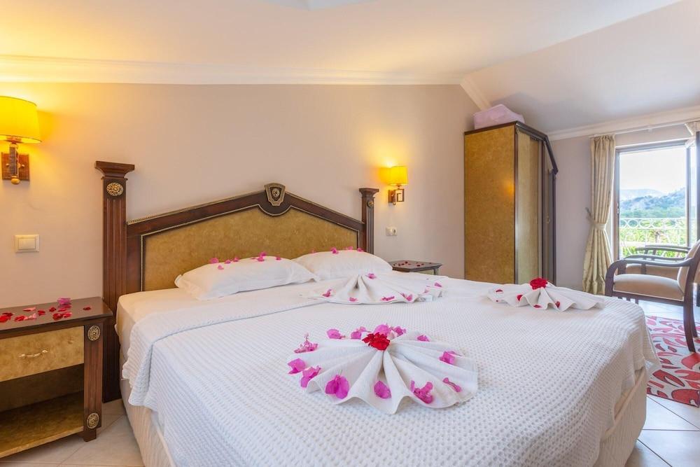 VILLA ASLI PARADISE: PRIVATE POOL, A/C, WIFI, CAR NOT REQUIRED, ECO-FRIENDLY - 2226 — DALYAN — фотография отеля №10