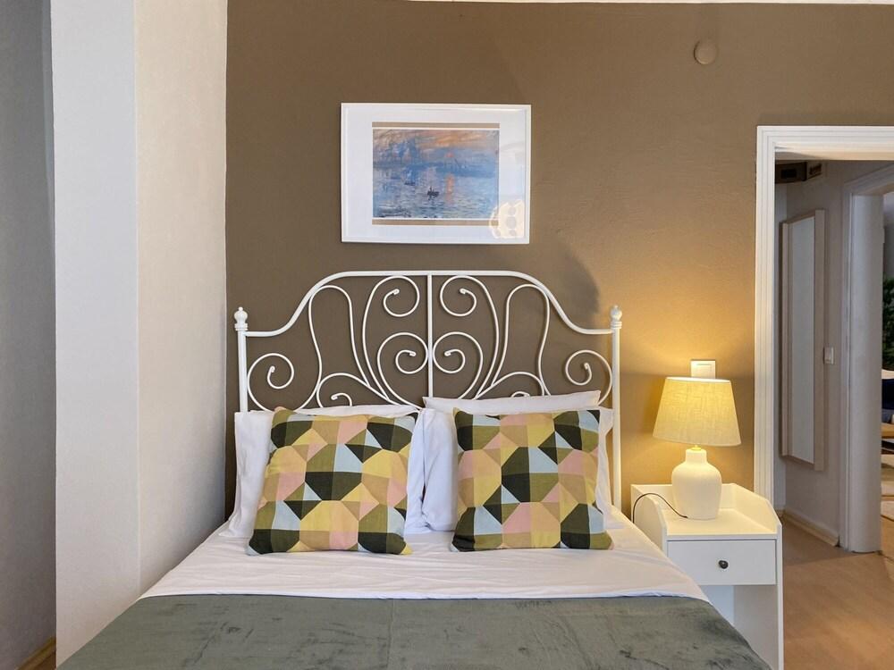 COZY AND CLASSY FLAT NEAR TAKSIM SQUARE IN BEYOGLU — ISTANBUL — fotografie hotel nr. 28