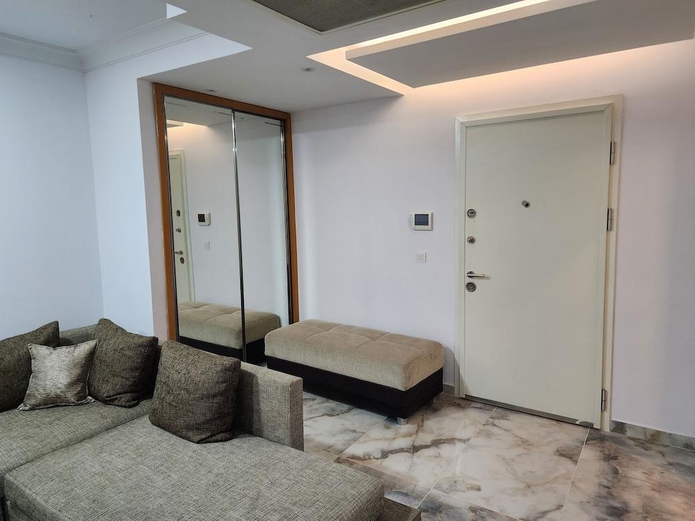 PERFECT RESIDENCE TAKSIM WITH POOL — ISTANBUL — фотография отеля №8