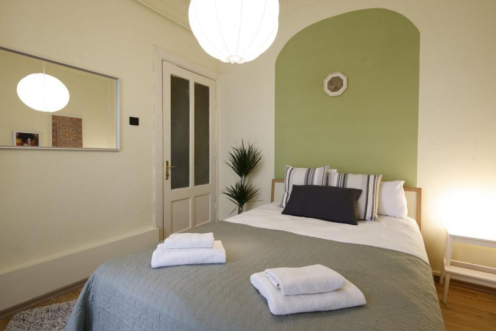VIBRANT FLAT WITH EXCELLENT LOCATION IN BEYOGLU — ISTANBUL — fotografie hotel nr. 10