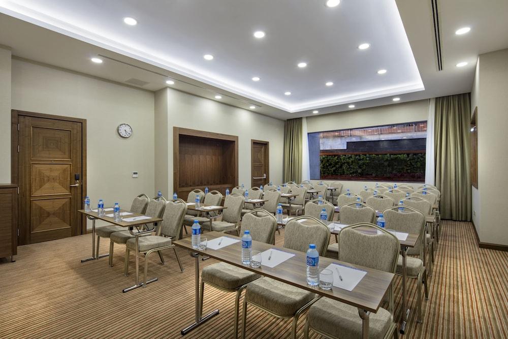 HAMPTON BY HILTON ISTANBUL ATAKOY — ISTANBUL — fotografie hotel nr. 32