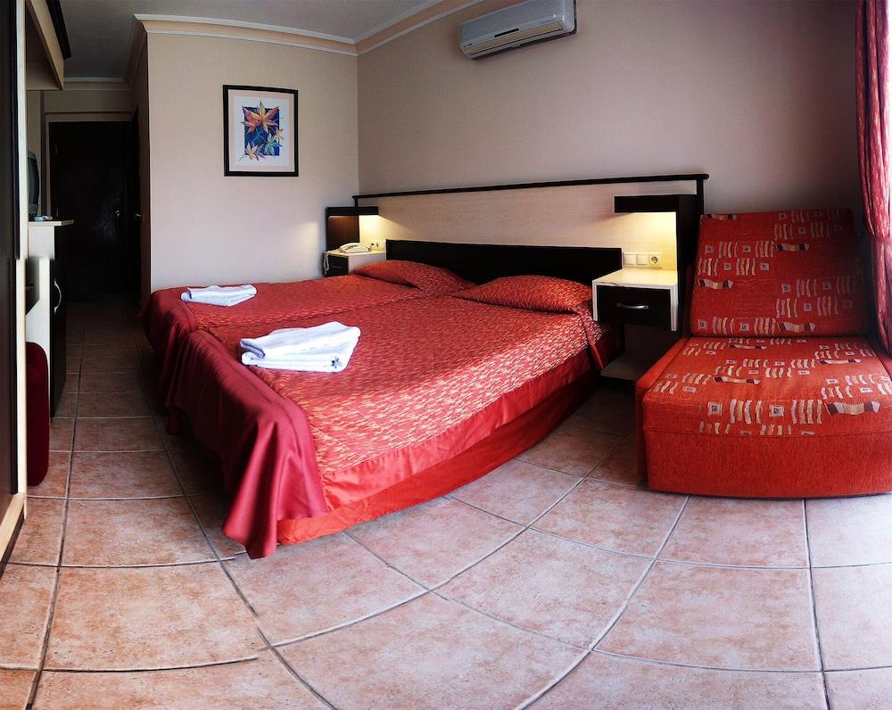 HIMEROS BEACH HOTEL — KEMER