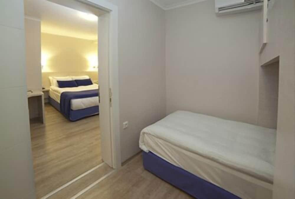 WALK IN HOTEL — IZMIR — фотография отеля №13