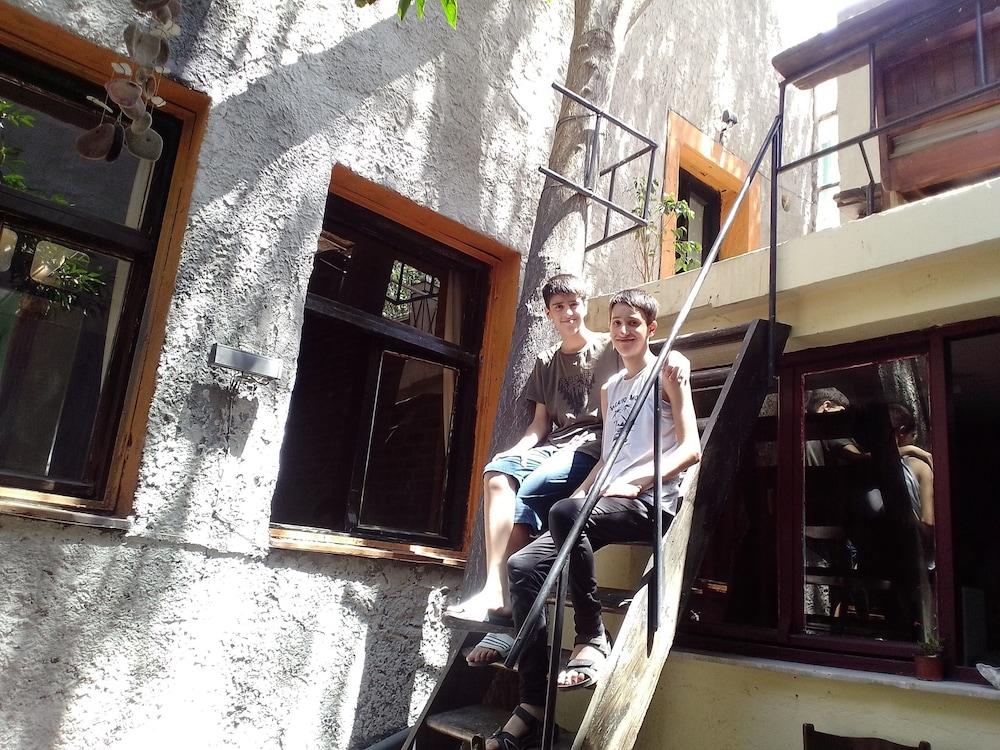 TITAN HOUSE HOSTEL — IZMIR — fotografie hotel nr. 24