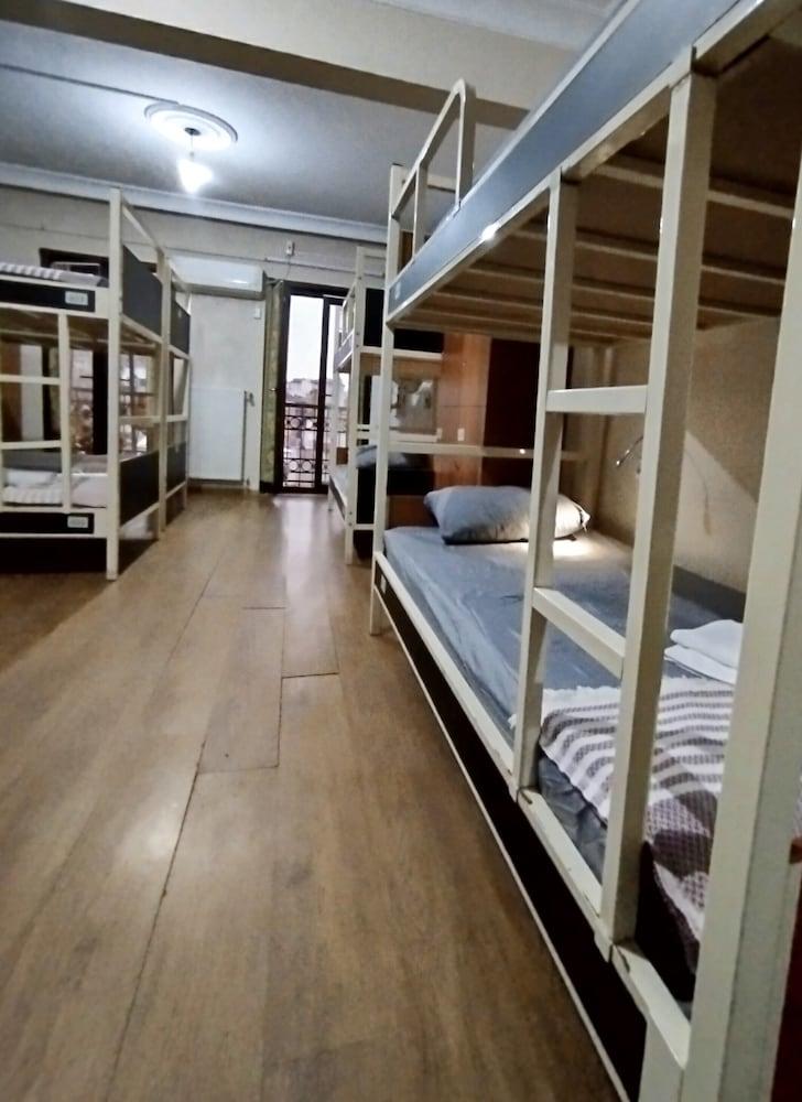 TAKSIM CITY HOSTEL (ADULTS ONLY) — ISTANBUL — фотография отеля №5