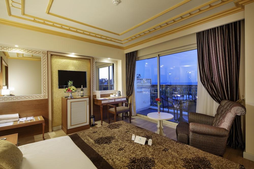 DIAMOND EXCELLENCE RESORT & SPA — SIDE — фотография отеля №25