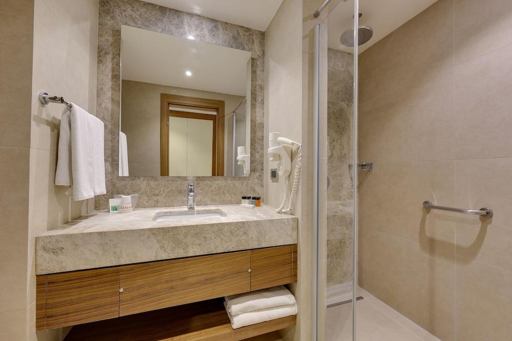 RAMADA HOTEL & SUITES BY WYNDHAM KUSADASI — KUSADASI — fotografie hotel nr. 20