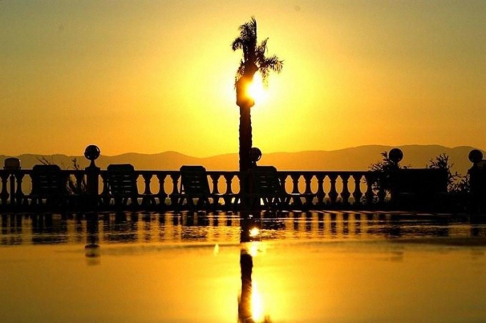 WA CESME FARM HOTEL BEACH RESORT & SPA — CESME