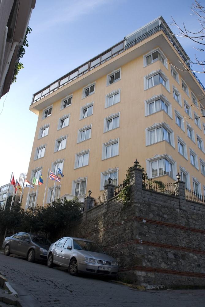 SED BOSPHORUS HOTEL — ISTANBUL