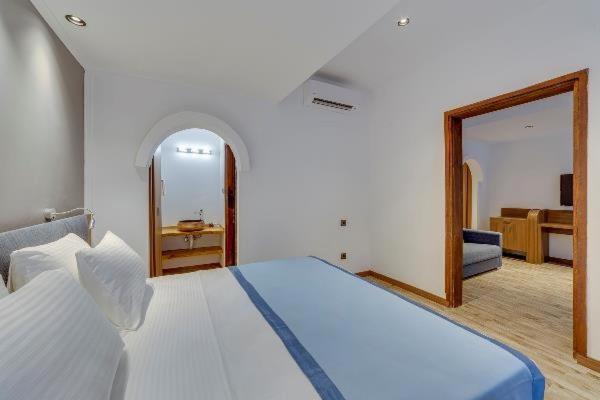 RISUS GARDEN HOTEL — KUSADASI — фотография отеля №2